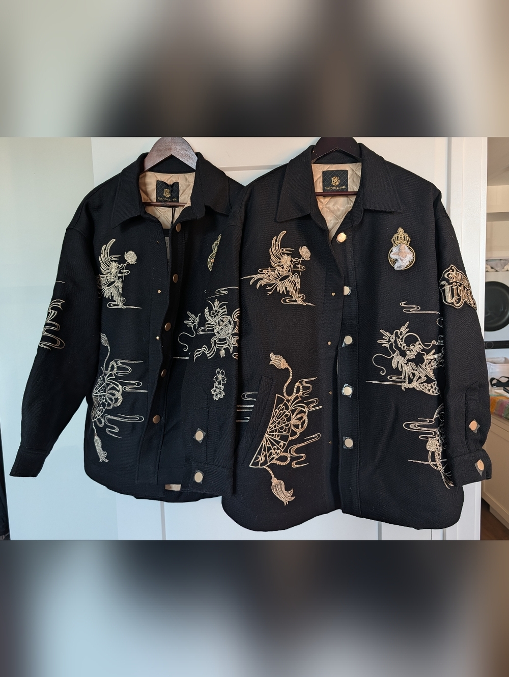 Rose Studio By Guopei-Embroidered Black Jacket with Beige Dragon Motif - Picture 3 of 12